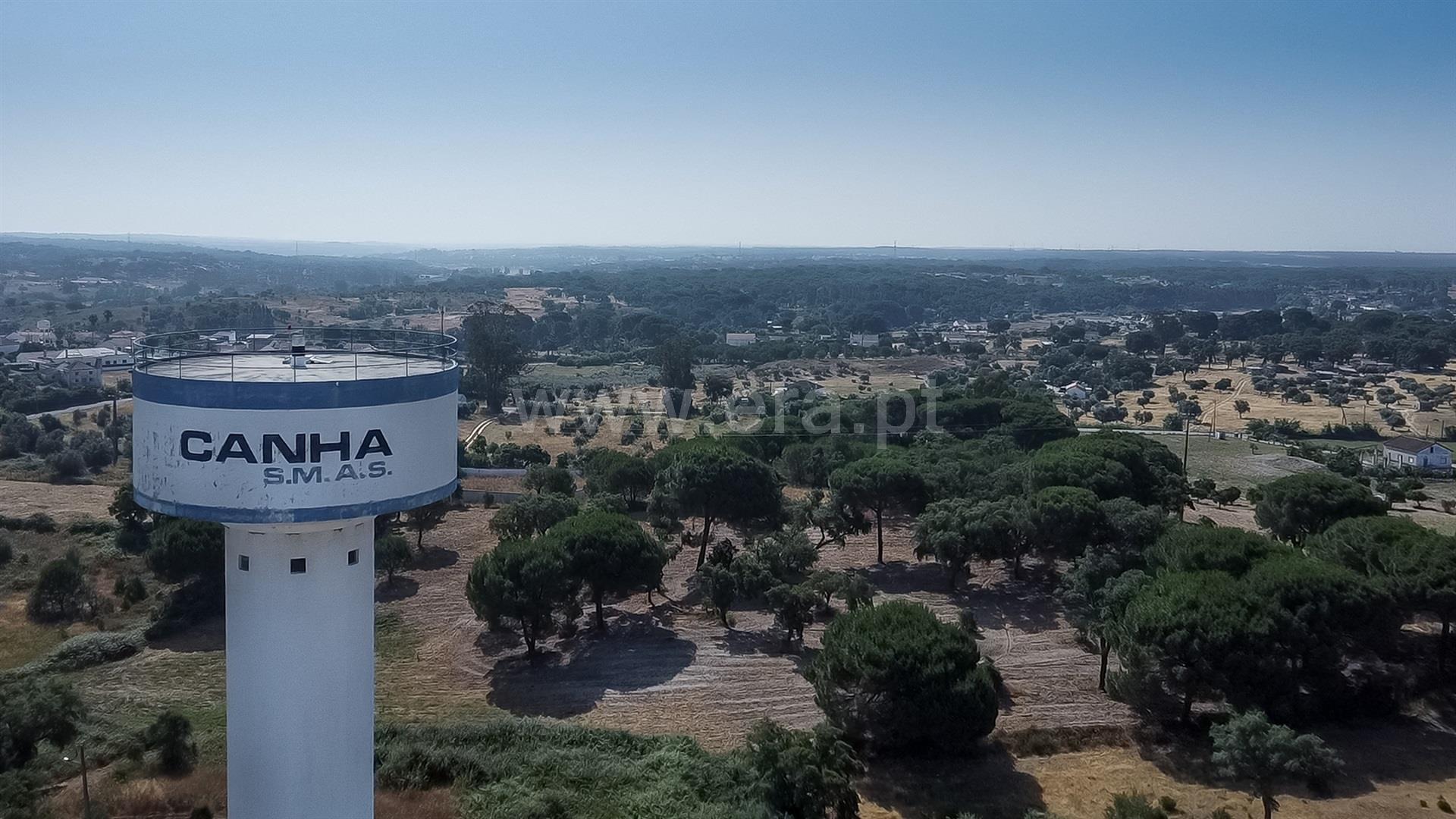 Land for sale in Montijo, Portugal — €100,000