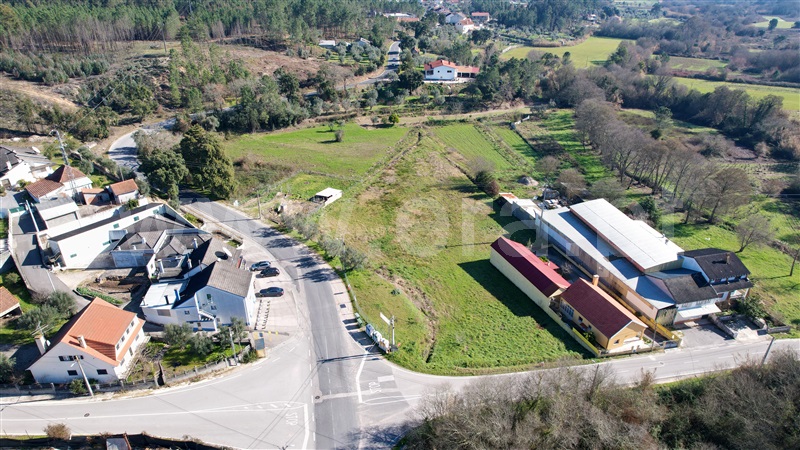 Terreno Rústico / Ourém, Rio de Couros e Casal dos Bernardos