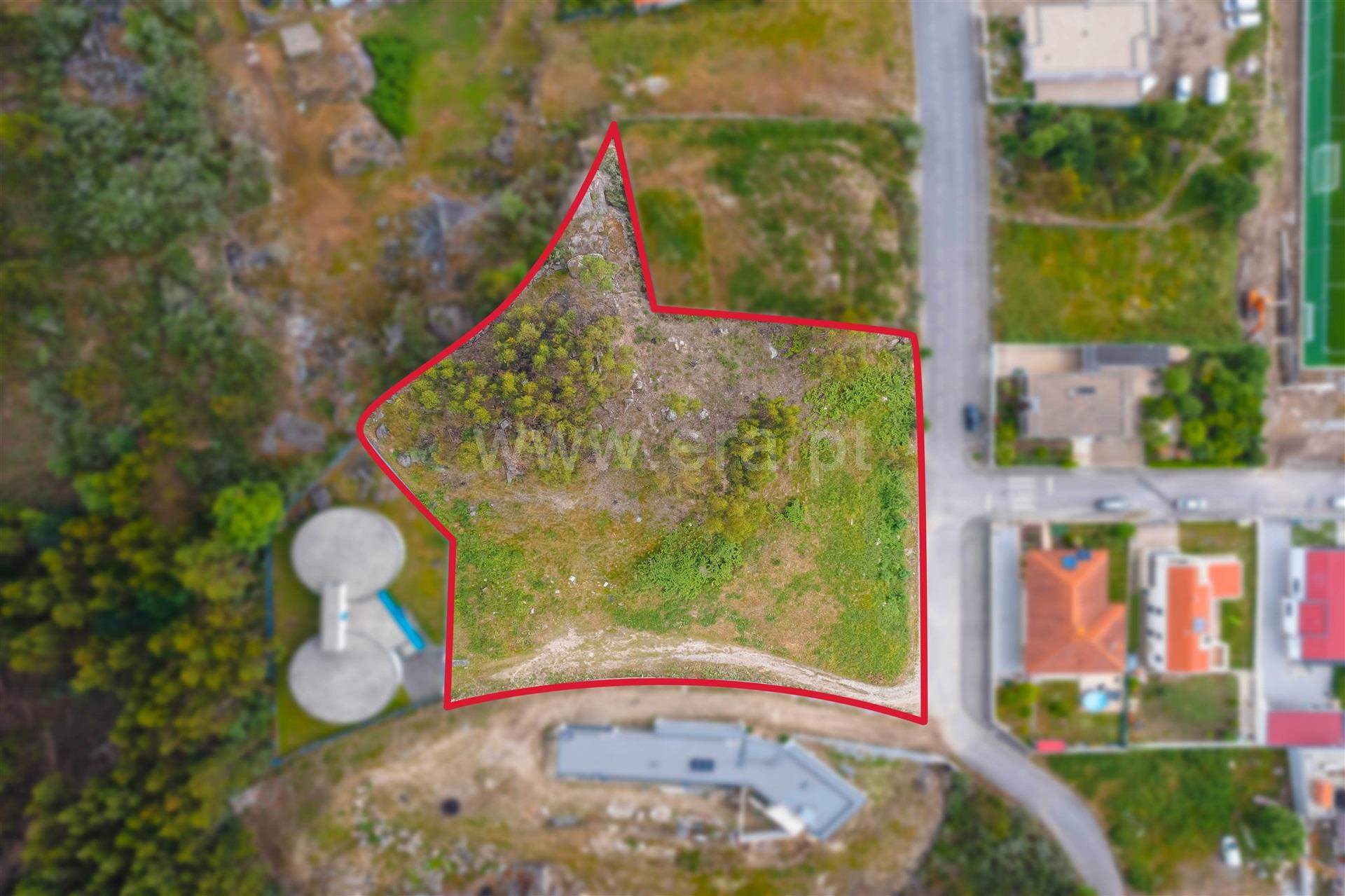 Land for sale in Paços de Ferreira, Portugal — €116,000
