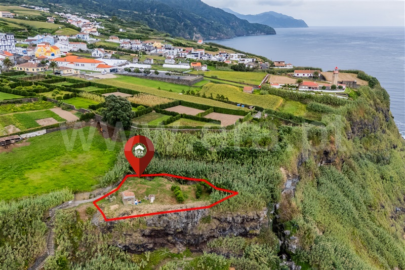 Terreno Rústico / Vila Franca do Campo, Ponta Garça
