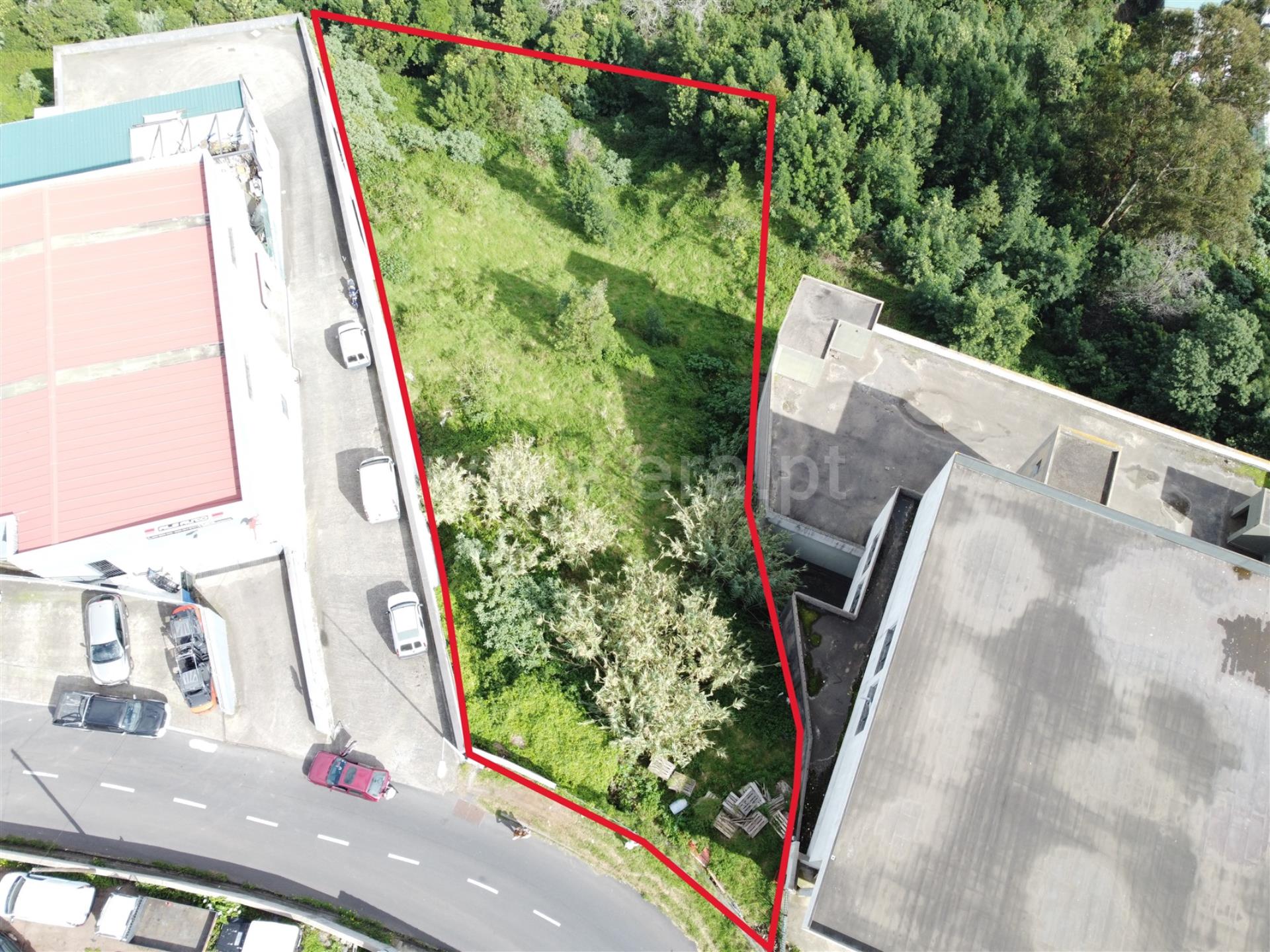 Land for sale in Santa Cruz, Portugal — €100,000