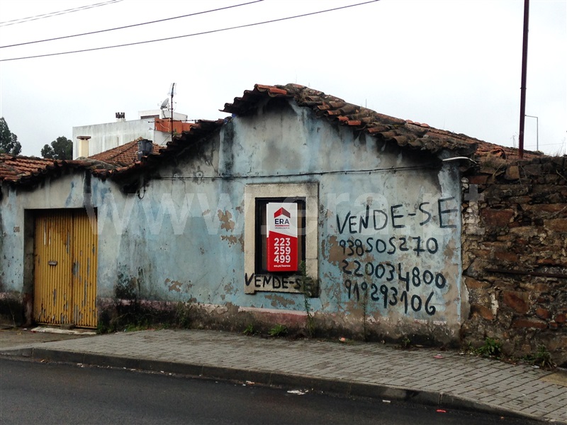 Terreno / Santa Maria da Feira, Lourosa
