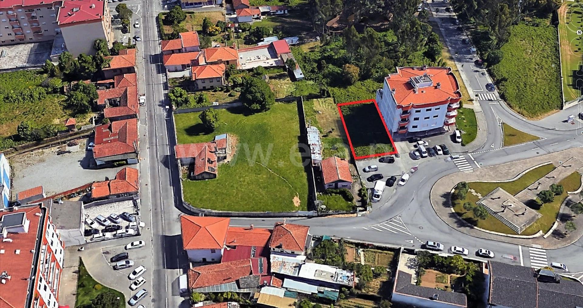 Land for sale in Santa Maria da Feira, Portugal — €89,000