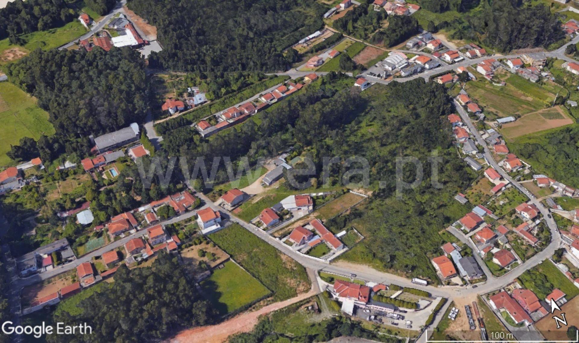 Land for sale in Santa Maria da Feira, Portugal — €115,000
