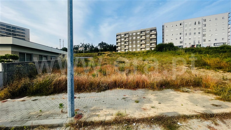Terreno T0 Santa Maria da Feira, São João de Ver - 1485848 - 3