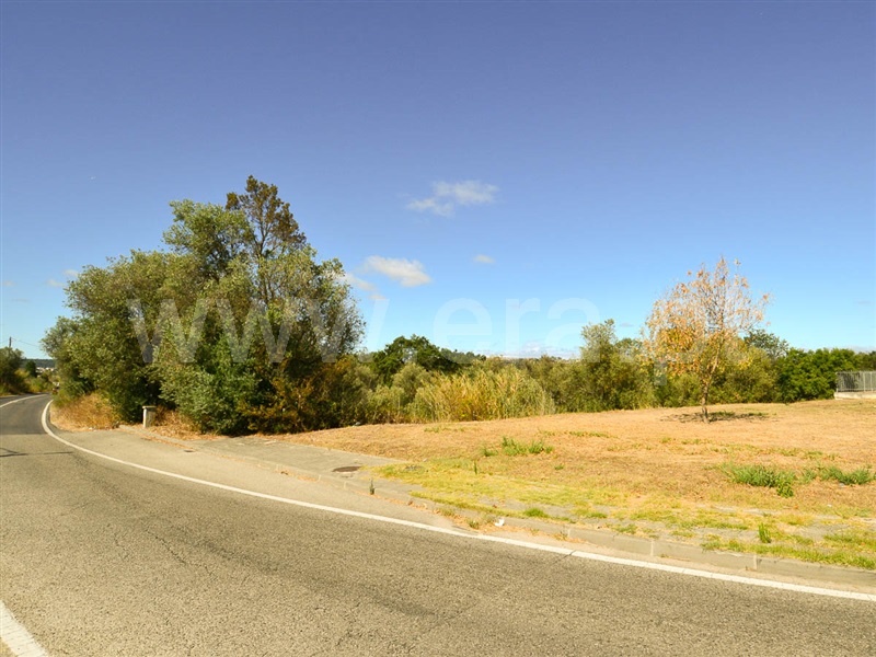 Terreno / Santarém, Santarém (Marvila), Santa Iria da Ribeira de Santarém, Santarém (São Salvador) e Santarém (São Nicolau)