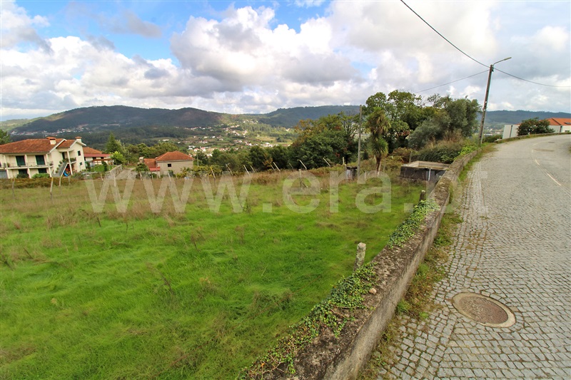 Terreno / Santo Tirso, Guimarei