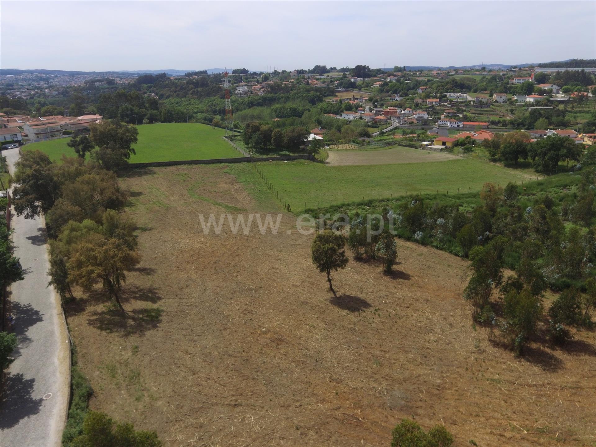 Land for sale in Santo Tirso, Portugal — €250,000