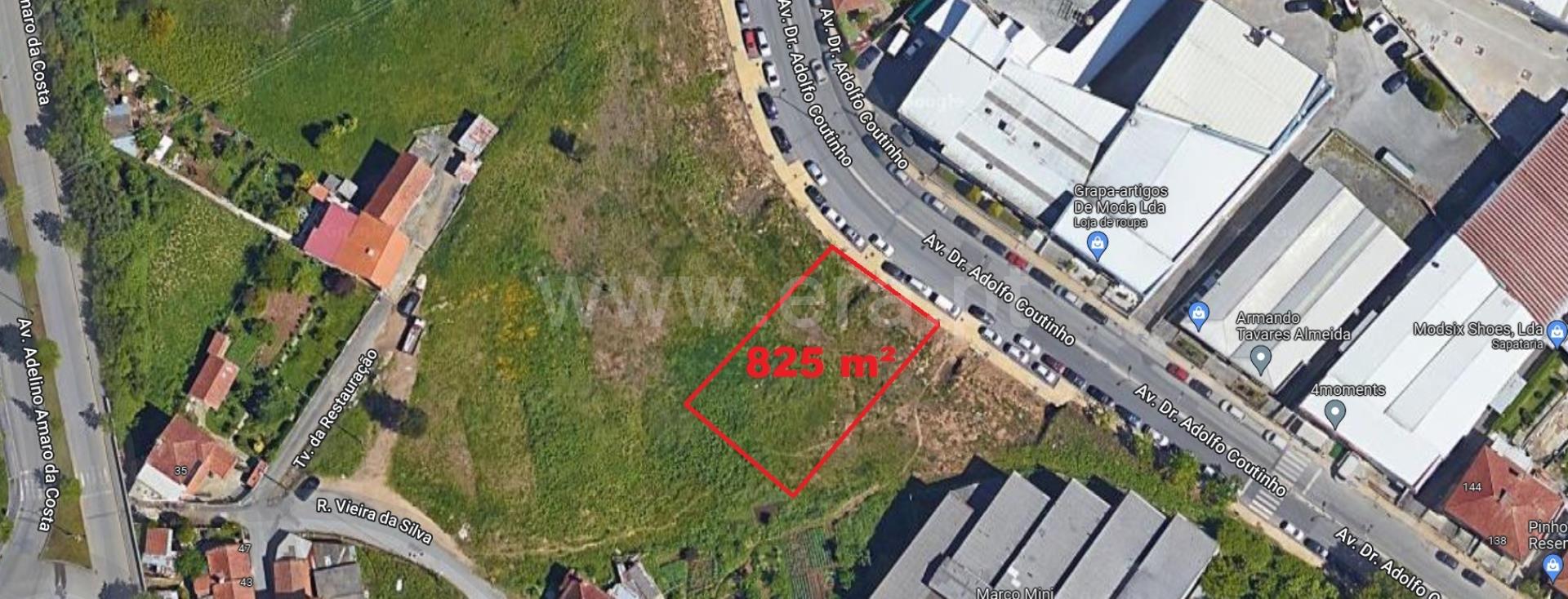 Land for sale in São João da Madeira, Portugal — €115,000