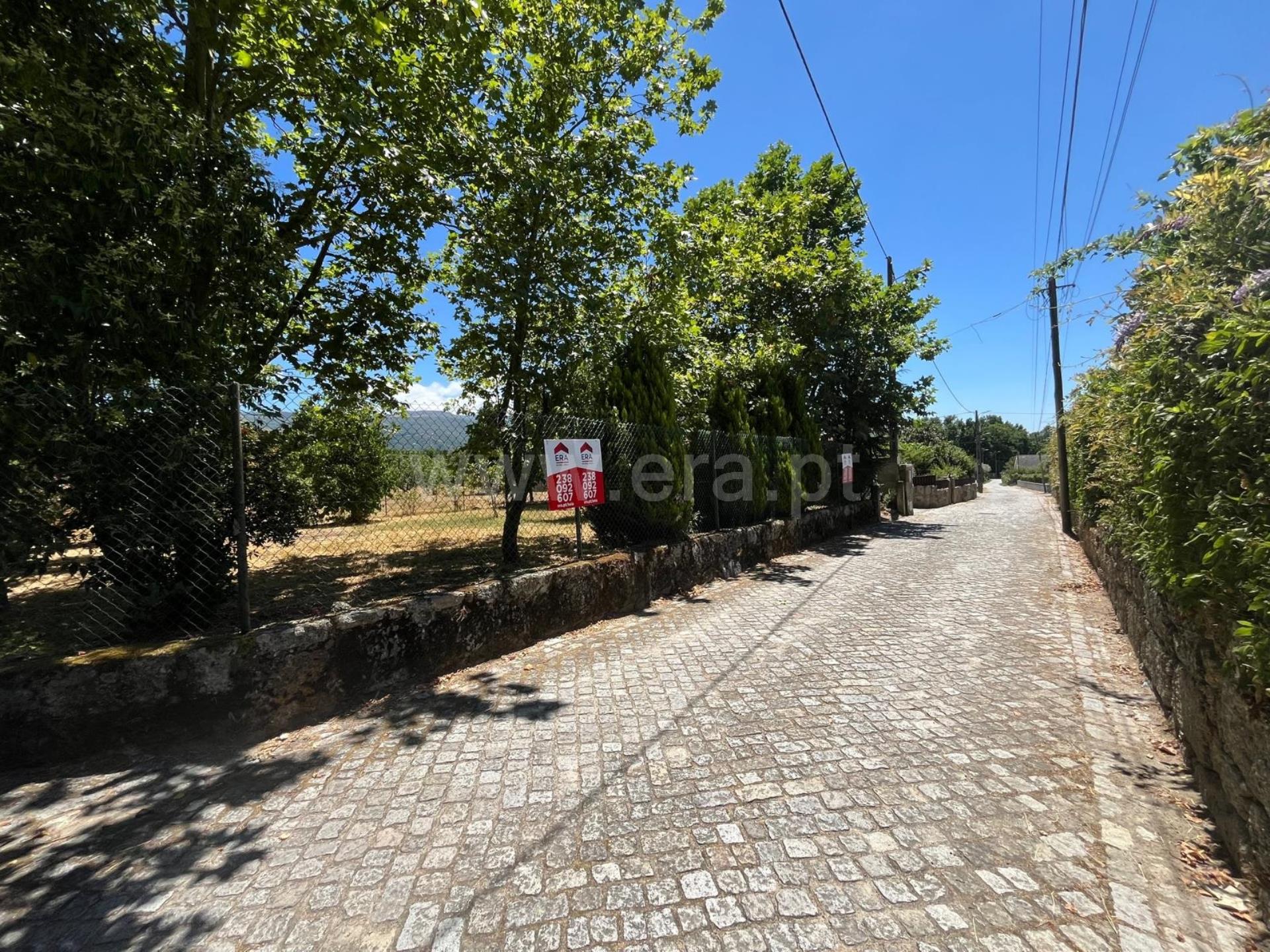 Land for sale in Seia, Portugal — €74,000