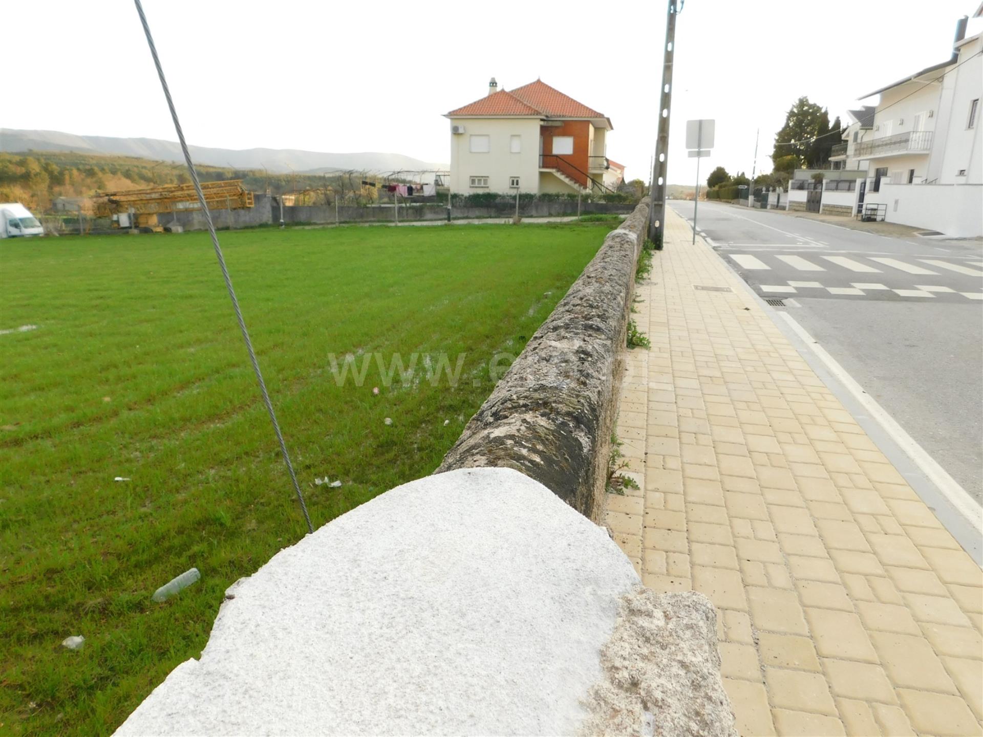 Land for sale in Seia, Portugal — €150,000