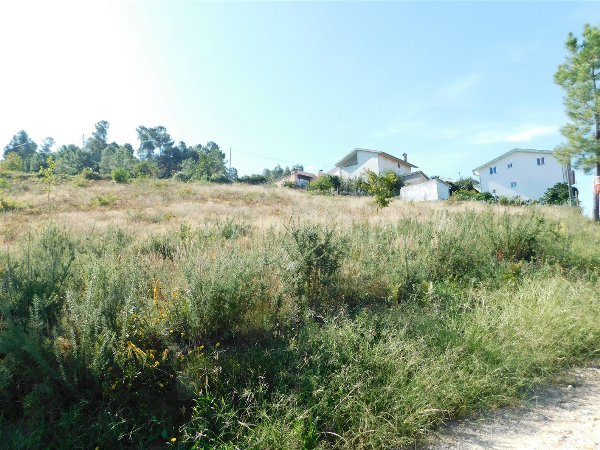 Land for sale in Seia, Portugal — €94,500