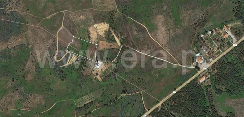 Terreno / Seia, Torrozelo e Folhadosa