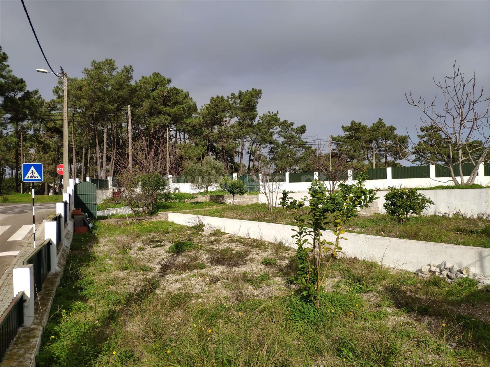 Land for sale in Seixal, Portugal — €429,600