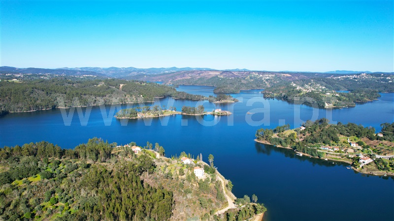 Terreno / Tomar, Serra e Junceira