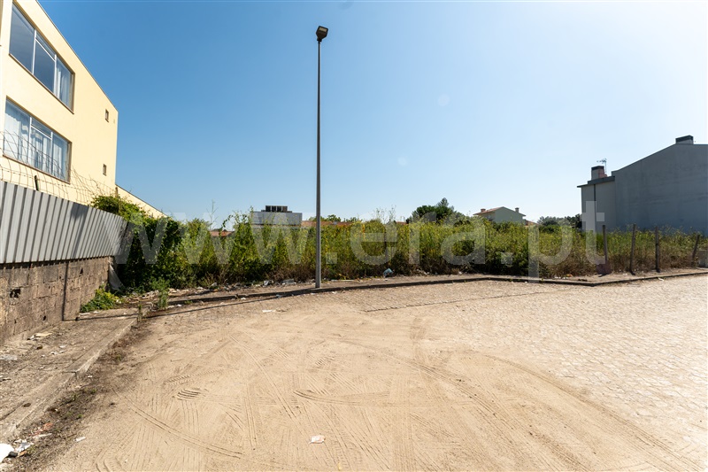 Terreno / Trofa, São Romão do Coronado