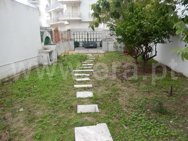 Terreno Urbano / Almada, St.º António da Caparica