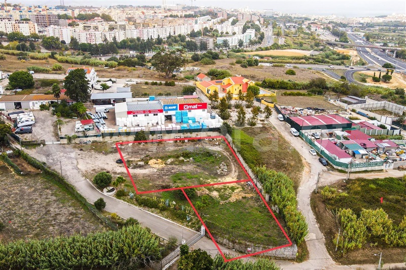 Terreno Urbano / Almada, Trafaria