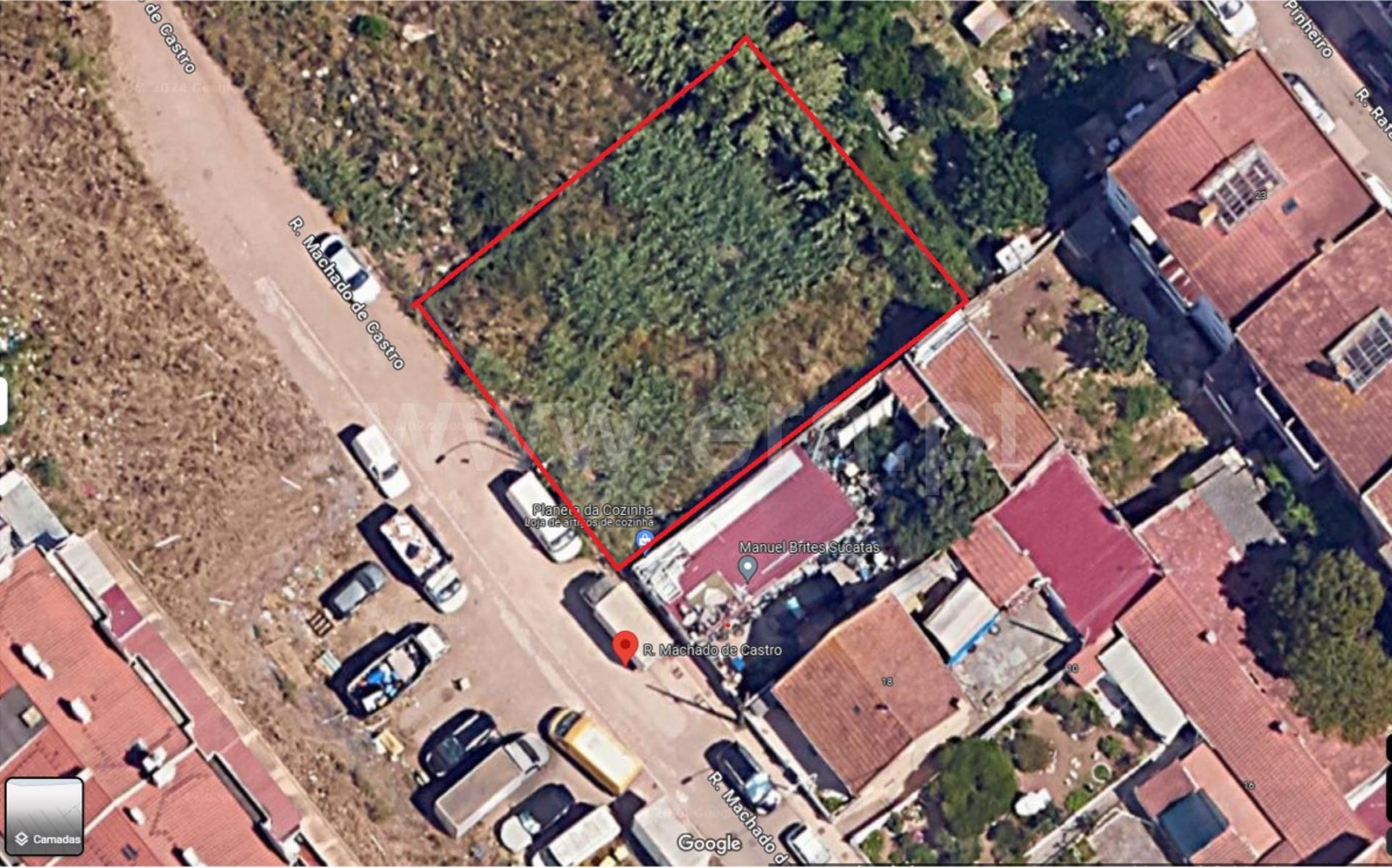 Land for sale in Amadora, Portugal — €198,000