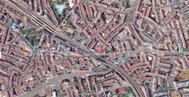 Terreno Urbano  Amadora, Mina de Água - 1480553 - 1