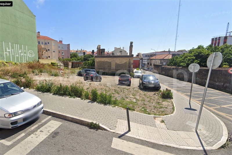 Terreno Urbano  Amadora, Mina de Água - 1480553 - 5