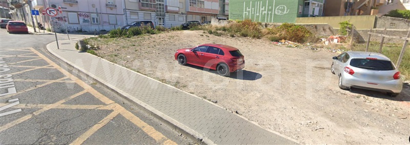 Terreno Urbano  Amadora, Mina de Água - 1480553 - 6