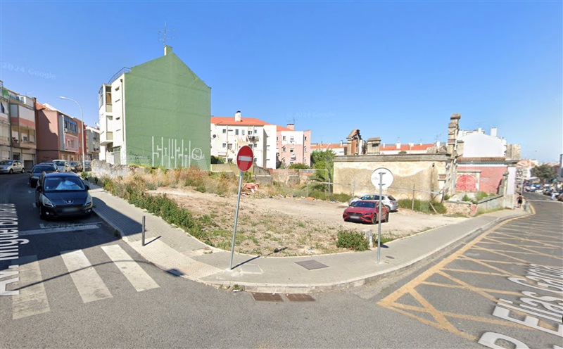 Terreno Urbano  Amadora, Mina de Água - 1480553 - 8