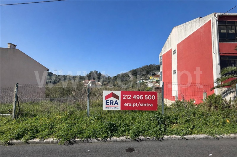Terreno Urbano / Amadora, Mina de Água