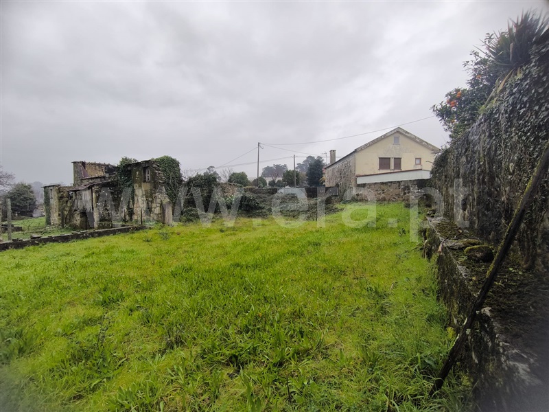 Terreno Urbano / Barcelos, Adães