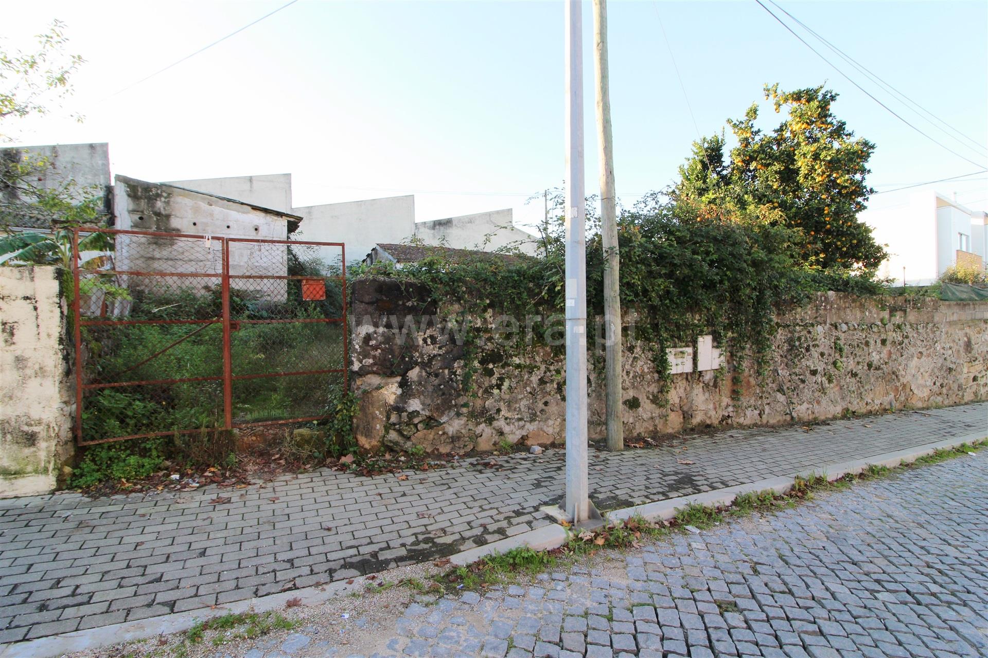 Land for sale in Barcelos, Portugal — €60,000