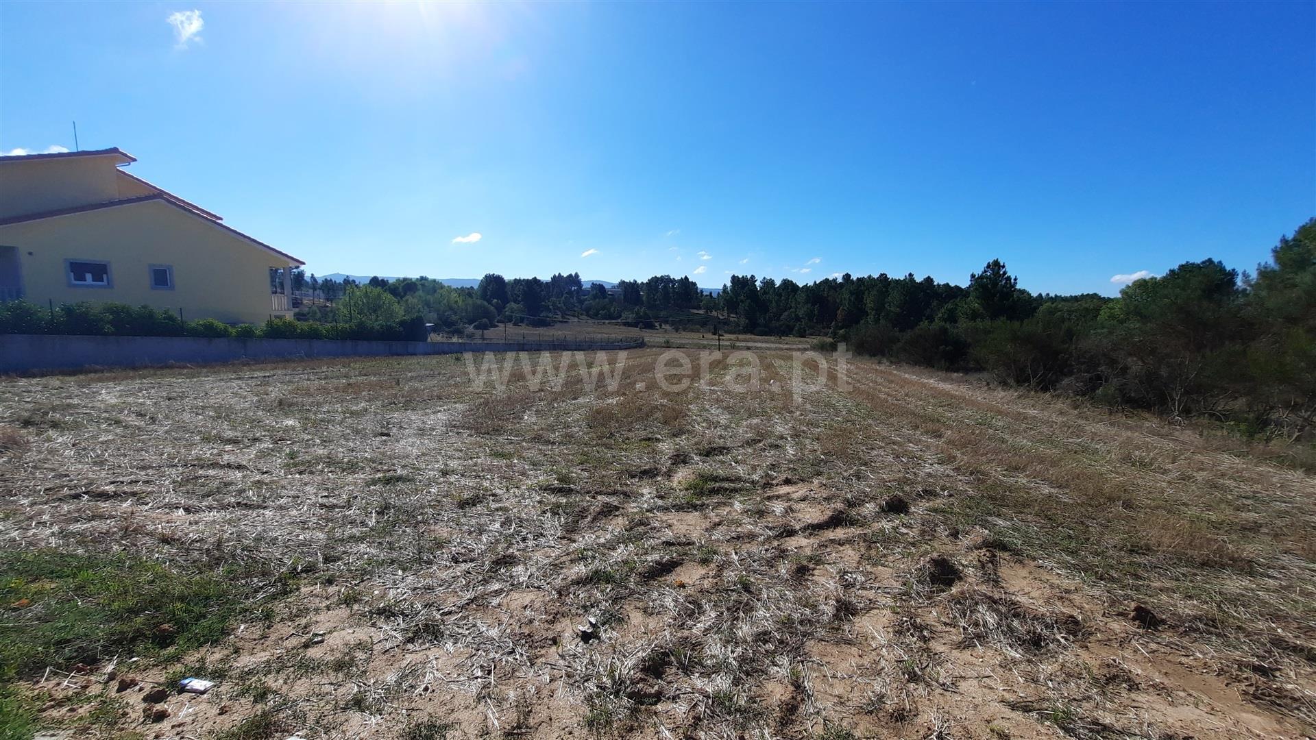 Land for sale in Chaves, Portugal — €60,000
