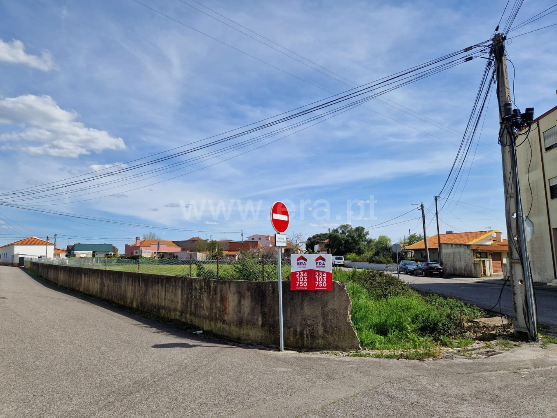 Land for sale in Estarreja, Portugal — €120,000