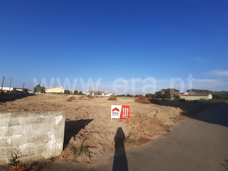 Terreno Urbano / Estarreja, Veiros