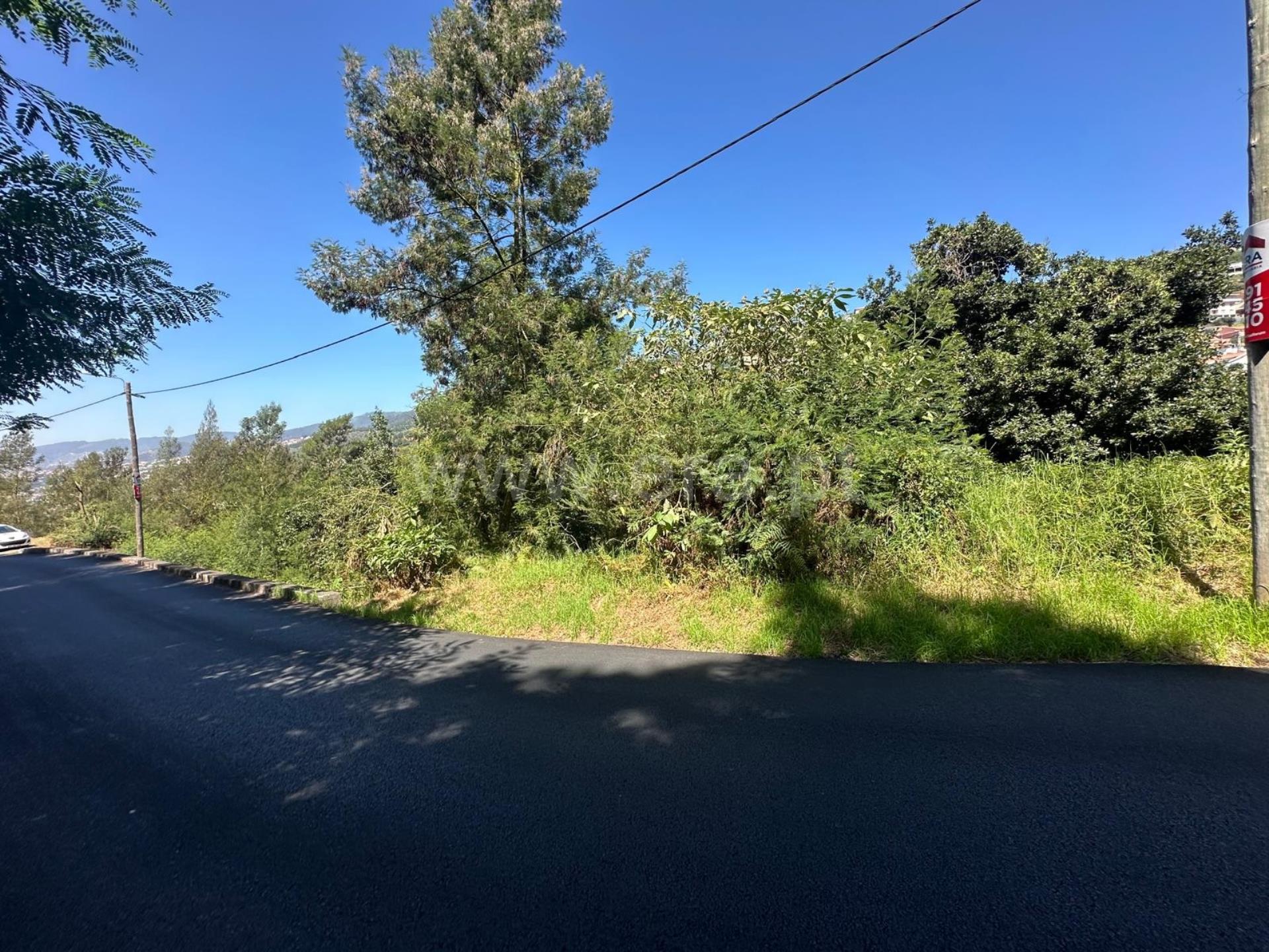 Land for sale in Funchal, Portugal — €270,000