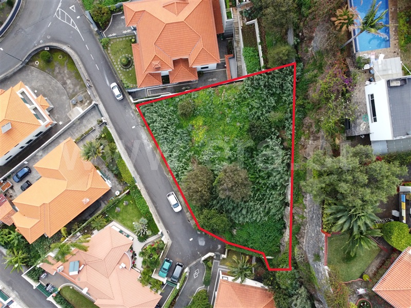 Terreno Urbano / Funchal, São Martinho