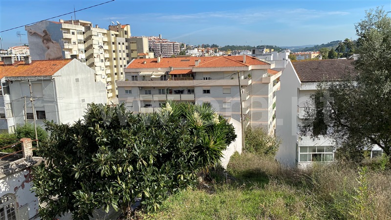 Terreno Urbano  Leiria, Zona 04 - Centro M. Pombal - 1203405 - 2