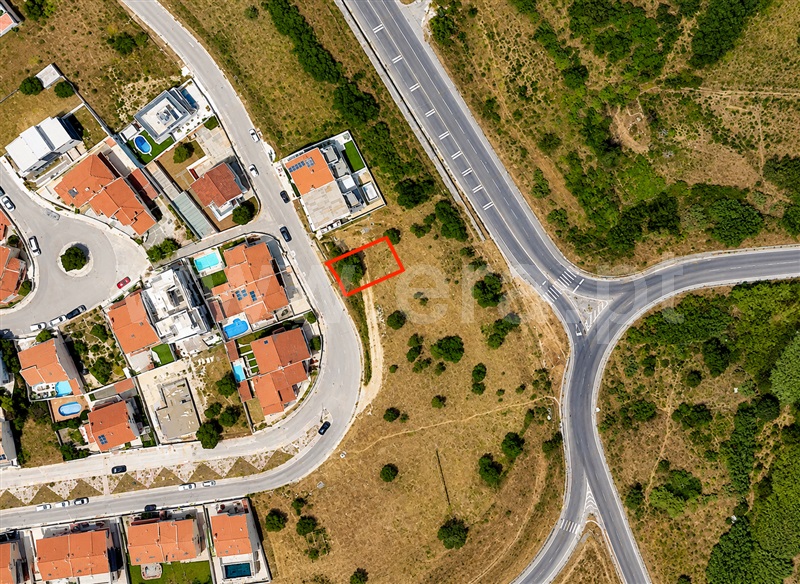 Terreno Urbano / Loures, Santa Iria de Azoia, São João da Talha e Bobadela
