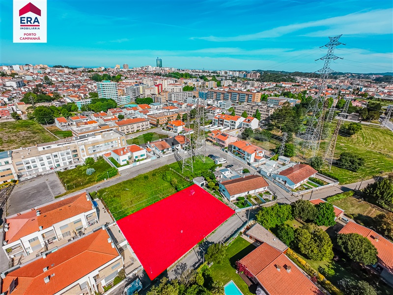 Terreno Urbano / Maia, Cidade da Maia