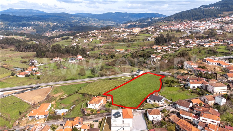 Terreno Urbano / Melgaço, Prado e Remoães