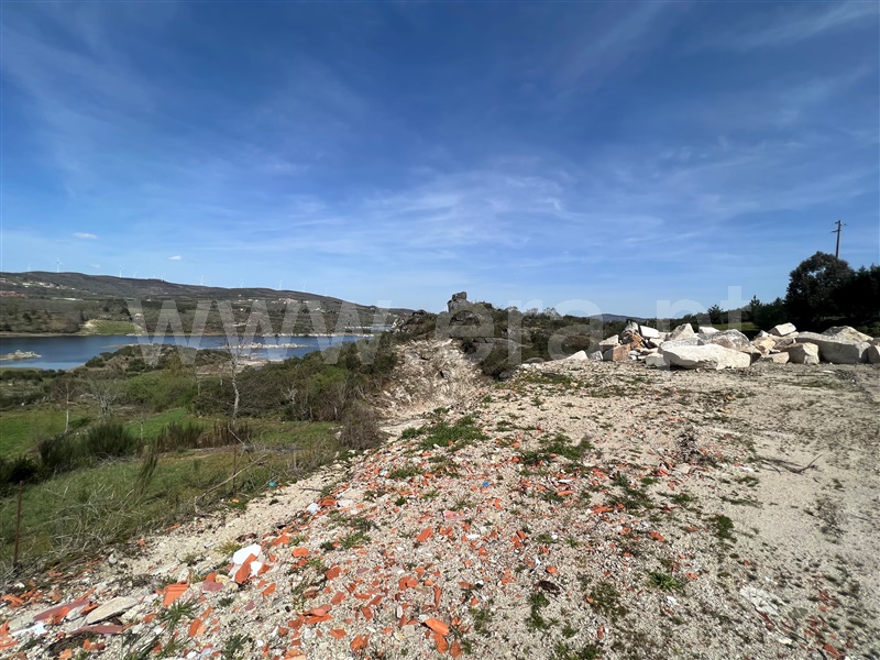Terreno Urbano  Montalegre, Viade de Baixo e Fervidelas - 1318566 - 3