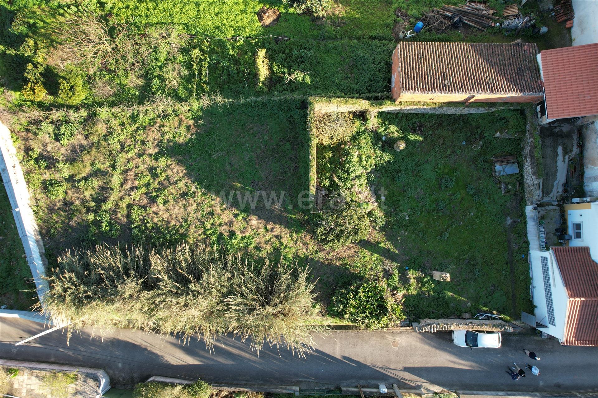 Land for sale in Óbidos, Portugal — €90,000