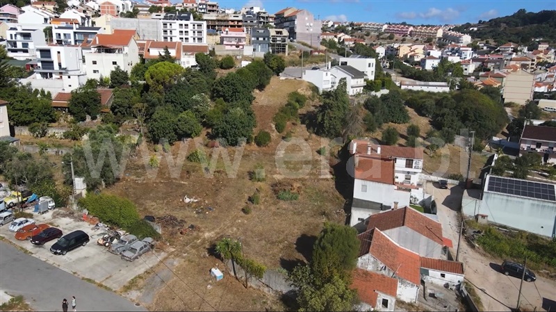 Terreno Urbano / Odivelas, Ramada e Caneças