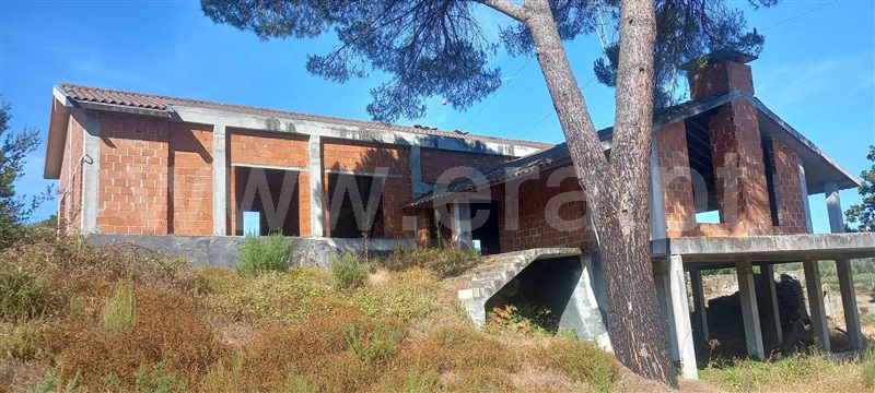 Terreno Urbano / Oliveira do Hospital, Lajeosa