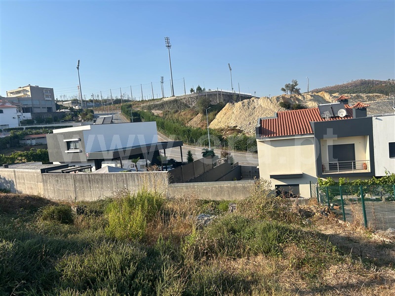 Terreno Urbano  com Urbano Paredes, Lordelo - 1502661 - 2