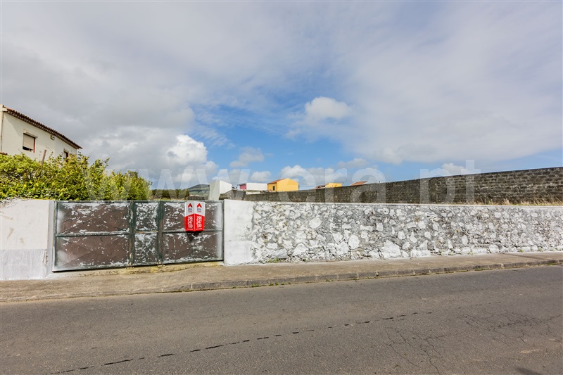 Terreno Urbano / Ponta Delgada, Arrifes
