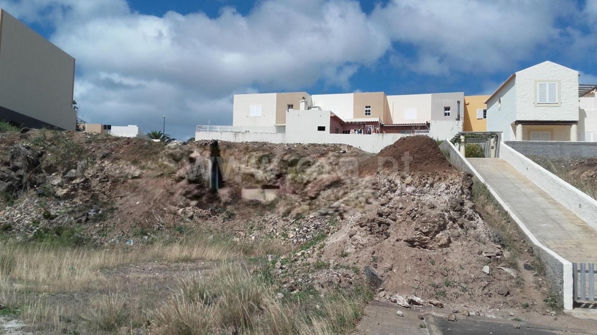 Land for sale in Porto Santo, Portugal — €75,000