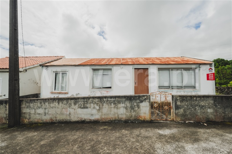 Terreno Urbano  Praia da Vitória, Biscoitos - 1493744 - 2