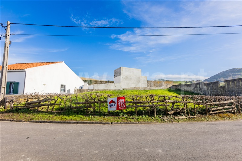 Terreno Urbano / Ribeira Grande, Fenais da Ajuda