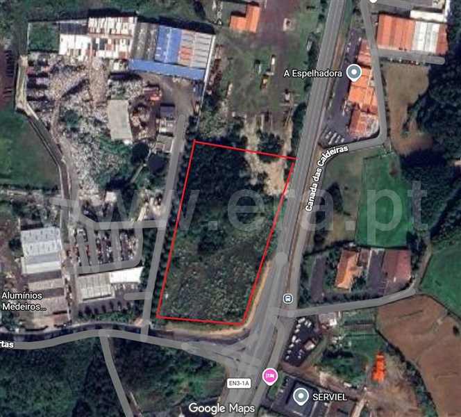 Terreno Urbano / Ribeira Grande, Pico da Pedra
