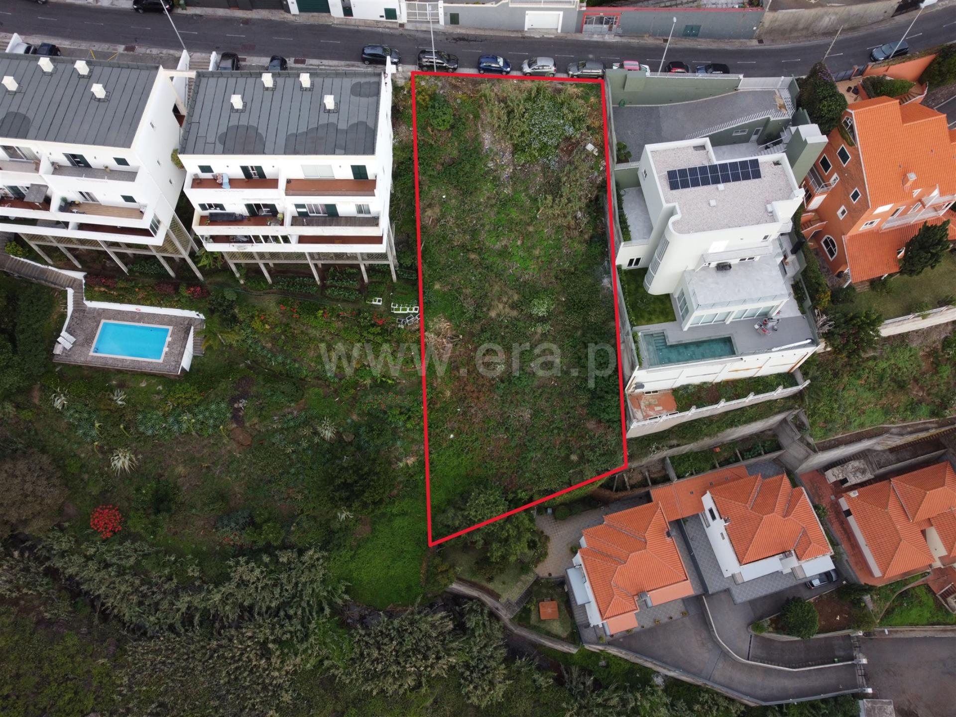 Land for sale in Santa Cruz, Portugal — €260,000